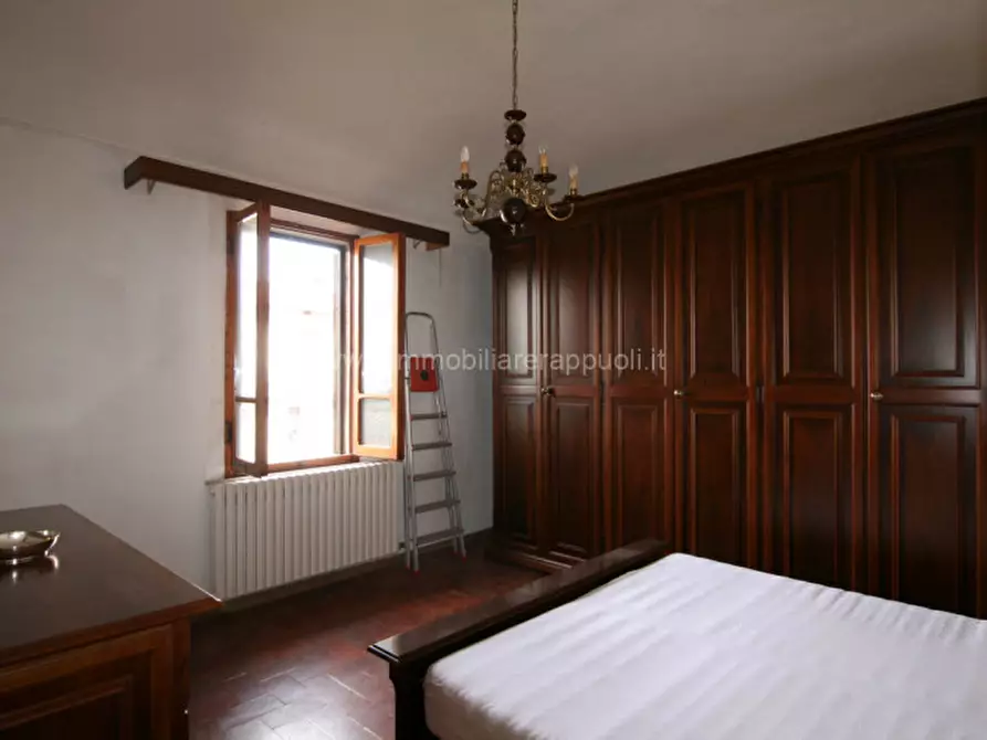 Immagine 18 di Villetta a schiera in vendita  a Sinalunga