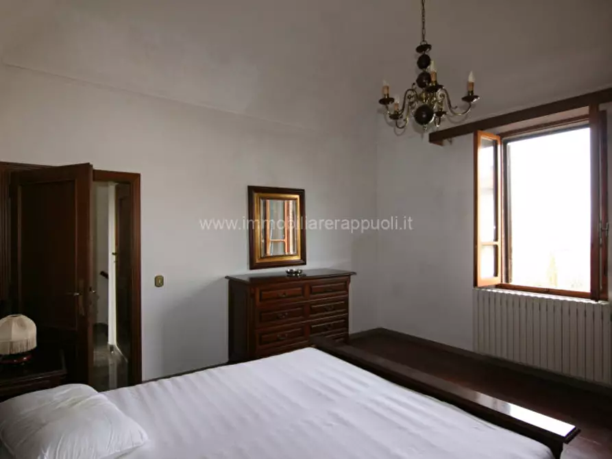 Immagine 19 di Villetta a schiera in vendita  a Sinalunga