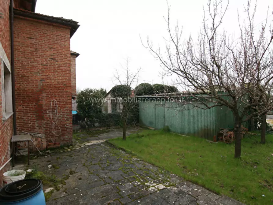 Immagine 26 di Villetta a schiera in vendita  a Sinalunga