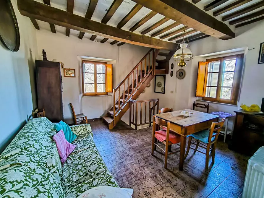 Immagine 8 di Rustico / casale in vendita  in Valenzano a Sestino