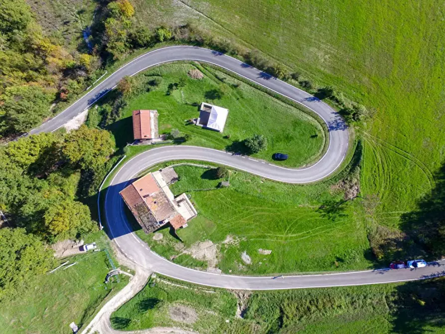 Immagine 19 di Rustico / casale in vendita  in Valenzano a Sestino