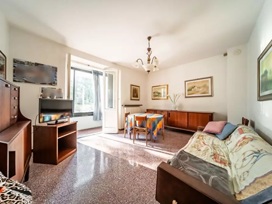 Immagine 3 di Appartamento in vendita  in Via Micheli a Corniglio