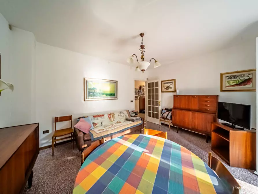 Immagine 4 di Appartamento in vendita  in Via Micheli a Corniglio