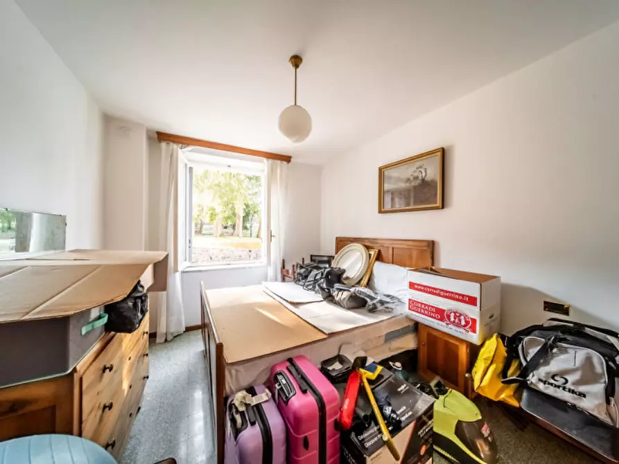 Immagine 13 di Appartamento in vendita  in Via Micheli a Corniglio