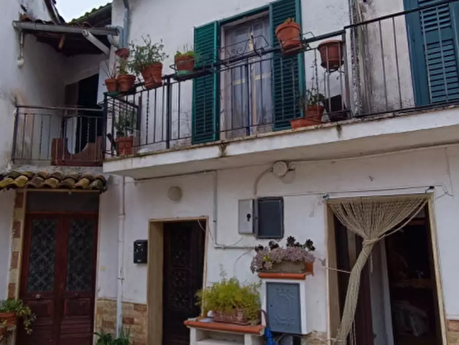 Immagine 1 di Appartamento in vendita  a San Vincenzo Valle Roveto