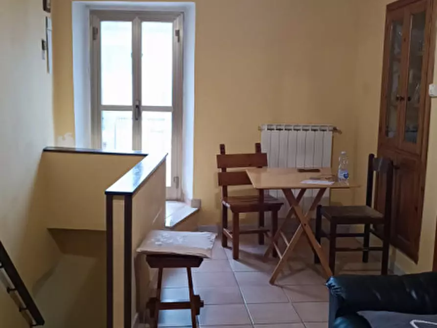 Immagine 5 di Appartamento in vendita  a San Vincenzo Valle Roveto