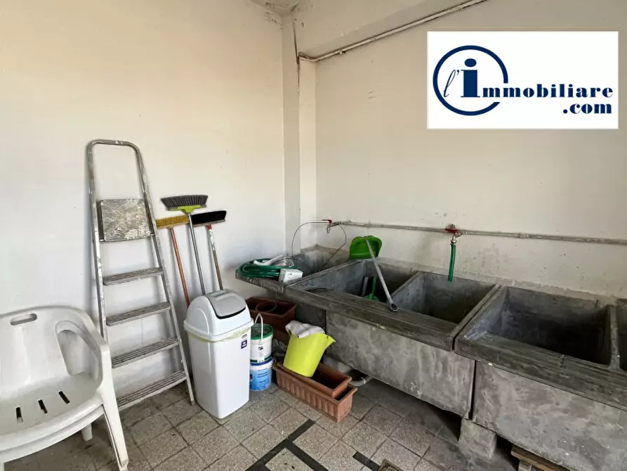 Immagine 12 di Appartamento in vendita  in VIA CAMILLO BENSO DI CAVOUR a Nettuno