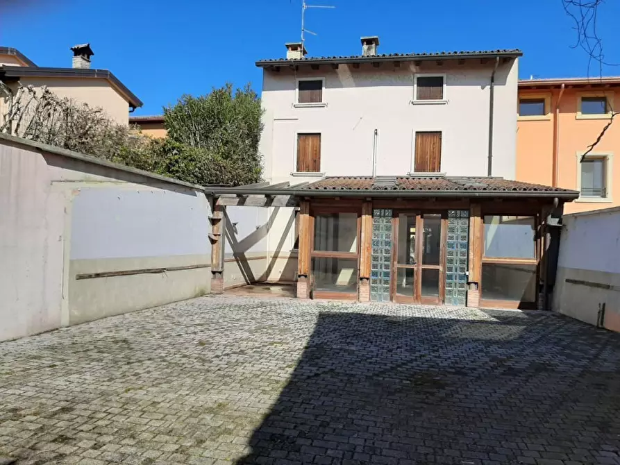 Immagine 3 di Villetta a schiera in vendita  a Monzambano