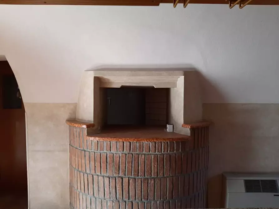 Immagine 9 di Villetta a schiera in vendita  a Monzambano