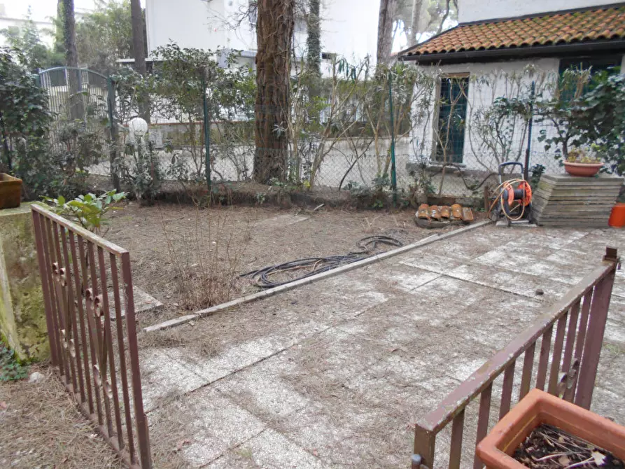 Immagine 3 di Villa in vendita  in Viale Ruggero Leoncavallo 87 a Comacchio