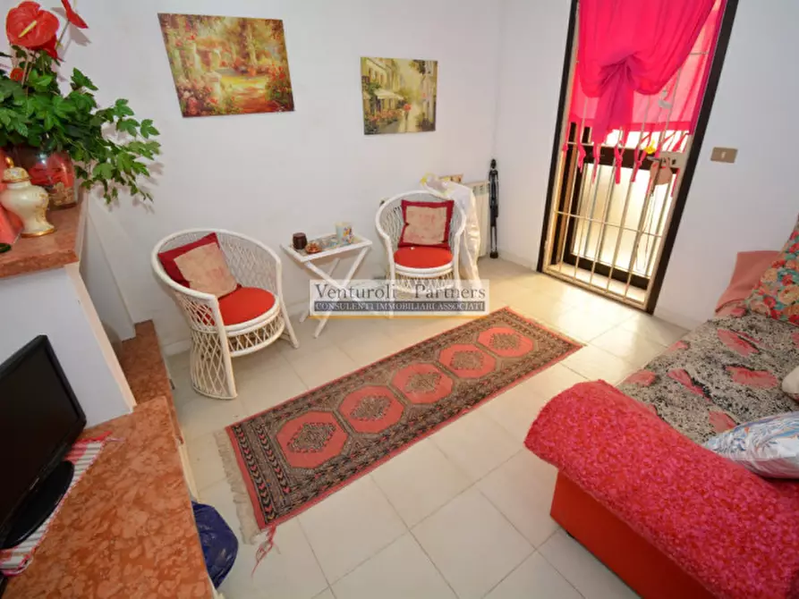 Immagine 11 di Appartamento in vendita  in Via Michelangelo a Desenzano Del Garda