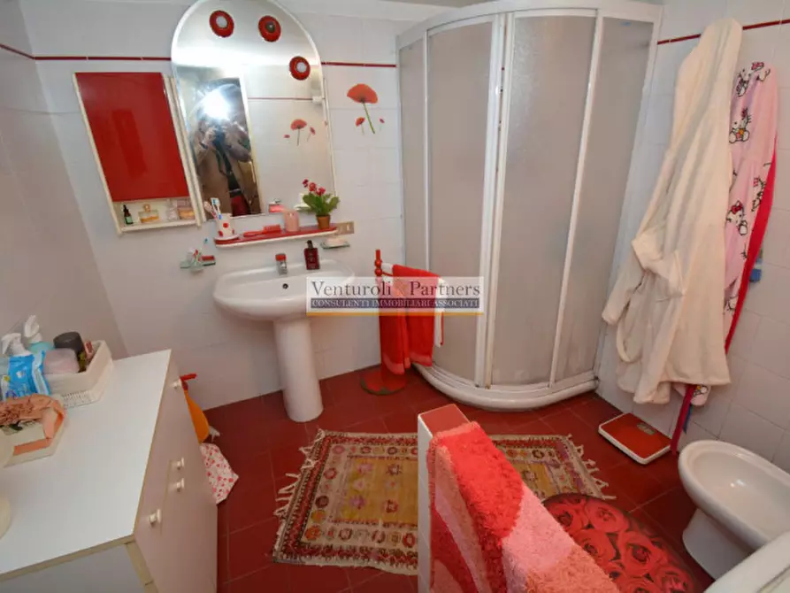 Immagine 19 di Appartamento in vendita  in Via Michelangelo a Desenzano Del Garda