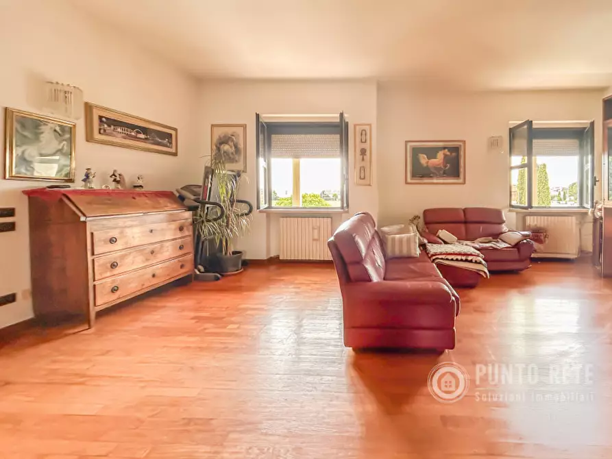 Immagine 2 di Appartamento in vendita  in Via Enrico Bernardi a Pescantina