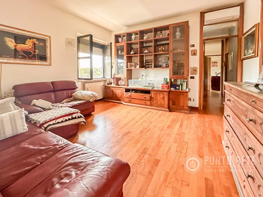 Immagine 5 di Appartamento in vendita  in Via Enrico Bernardi a Pescantina
