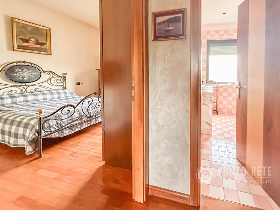 Immagine 12 di Appartamento in vendita  in Via Enrico Bernardi a Pescantina