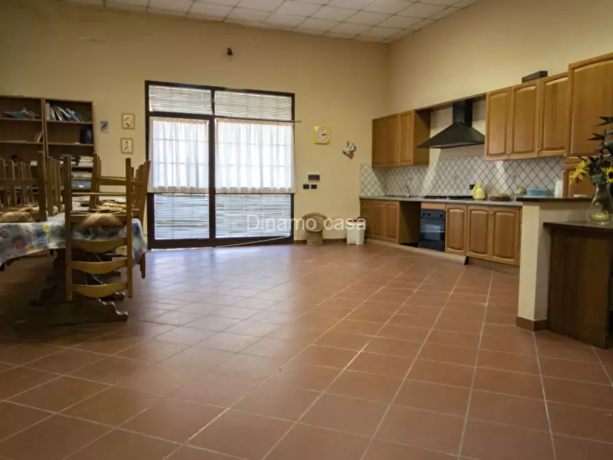 Immagine 4 di Casa indipendente in vendita  in Via del Molinaccio a Prato