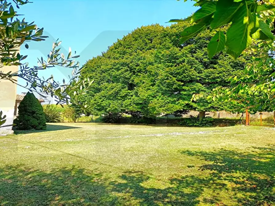 Immagine 5 di Rustico / casale in vendita  in via bastia  11 a Lugo