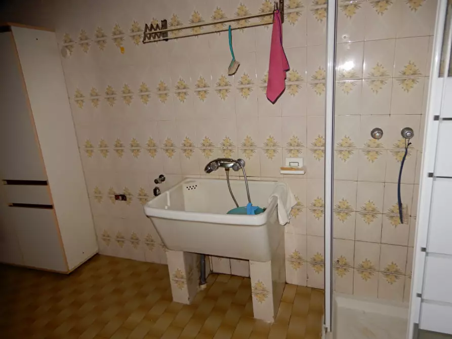 Immagine 38 di Villa in vendita  a Suzzara