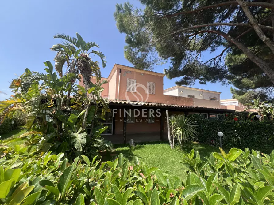 Immagine 38 di Villetta a schiera in vendita  in Via Prestipaolo 27 a Furnari