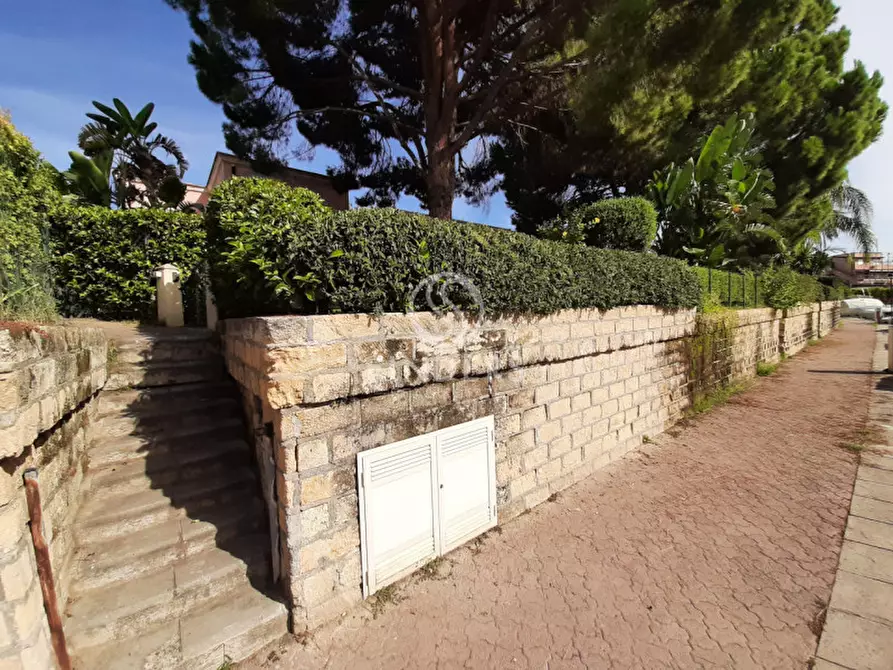 Immagine 41 di Villetta a schiera in vendita  in Via Prestipaolo 27 a Furnari