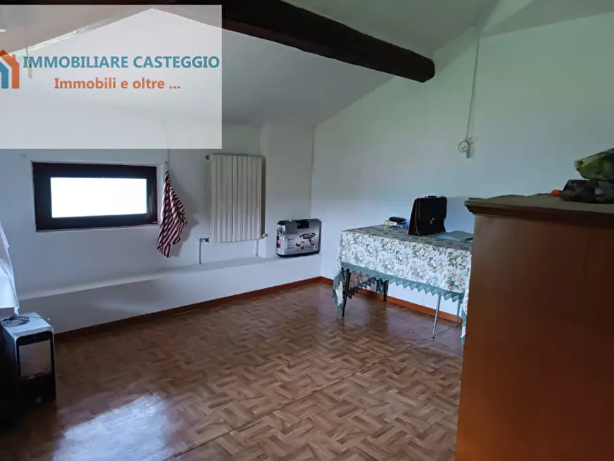 Immagine 15 di Casa indipendente in vendita  in via roma a Casteggio
