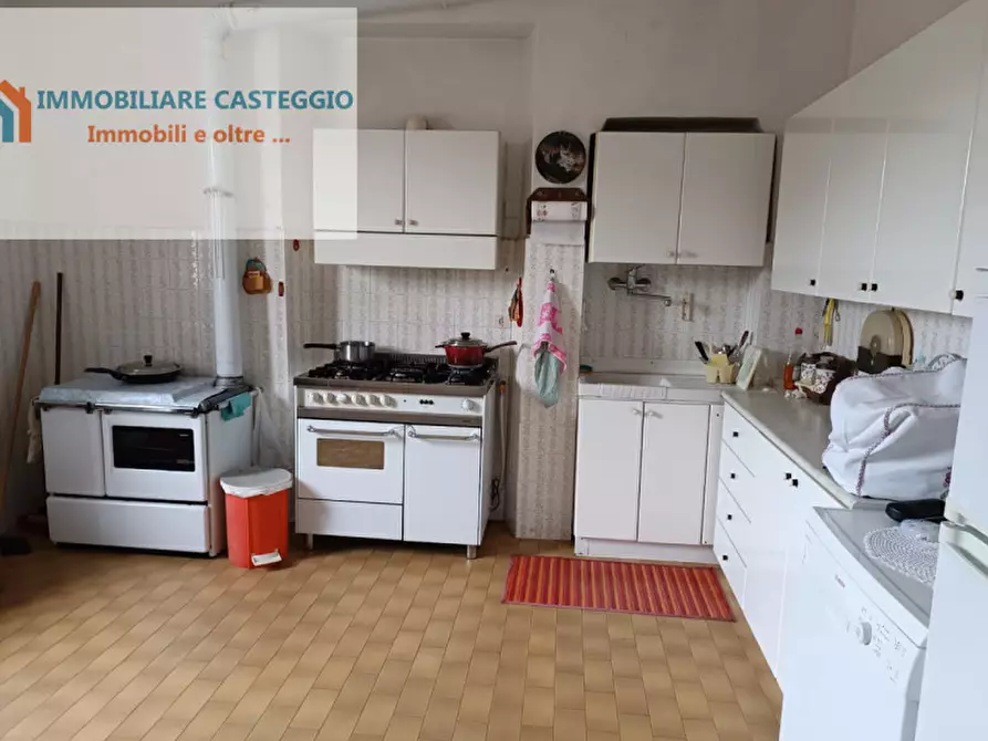 Immagine 16 di Casa indipendente in vendita  in via roma a Casteggio