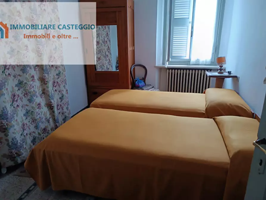 Immagine 18 di Casa indipendente in vendita  in via roma a Casteggio