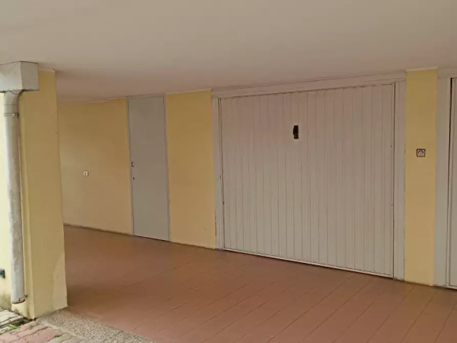 Immagine 14 di Appartamento in affitto  a Rovigo