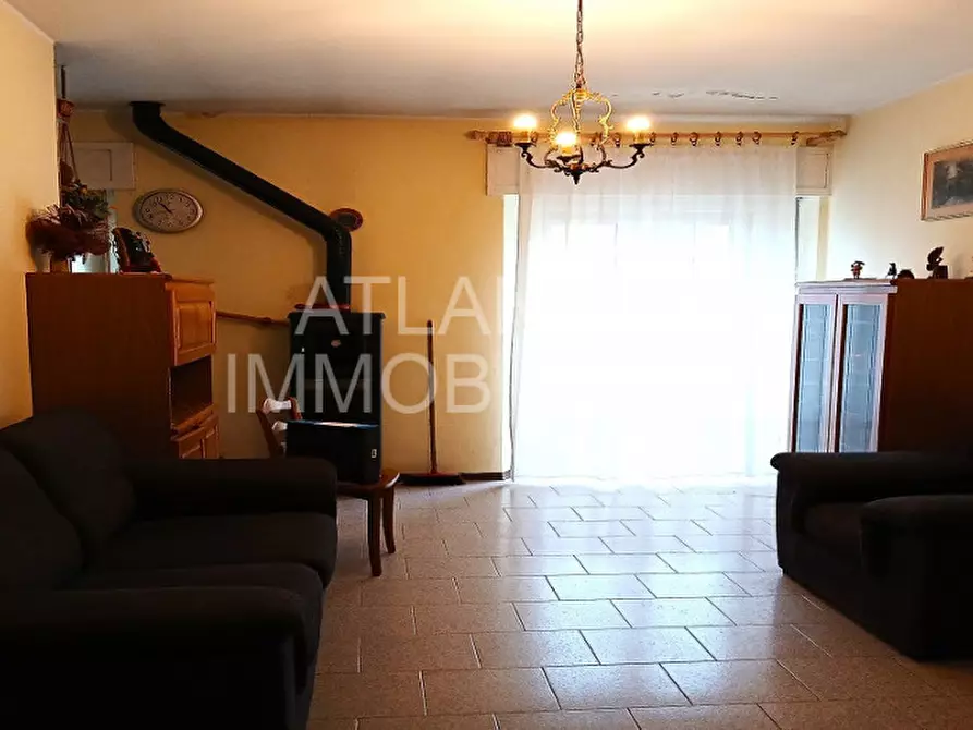 Immagine 4 di Villetta a schiera in vendita  in Via Peschiera a Montescudo-Monte Colombo