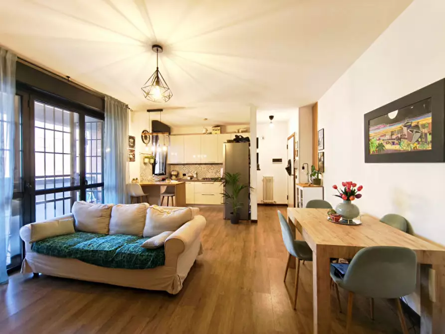 Immagine 1 di Appartamento in vendita  in via Del Pelago 7 a Bologna