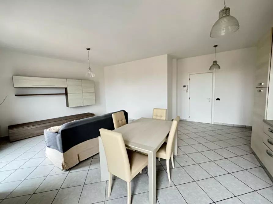 Immagine 4 di Appartamento in vendita  in CESARE BATISTI a Ghedi