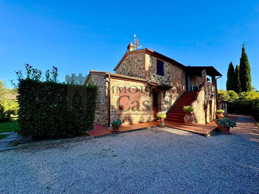 Immagine 3 di Rustico / casale in vendita  in Poggi a Castiglione Del Lago