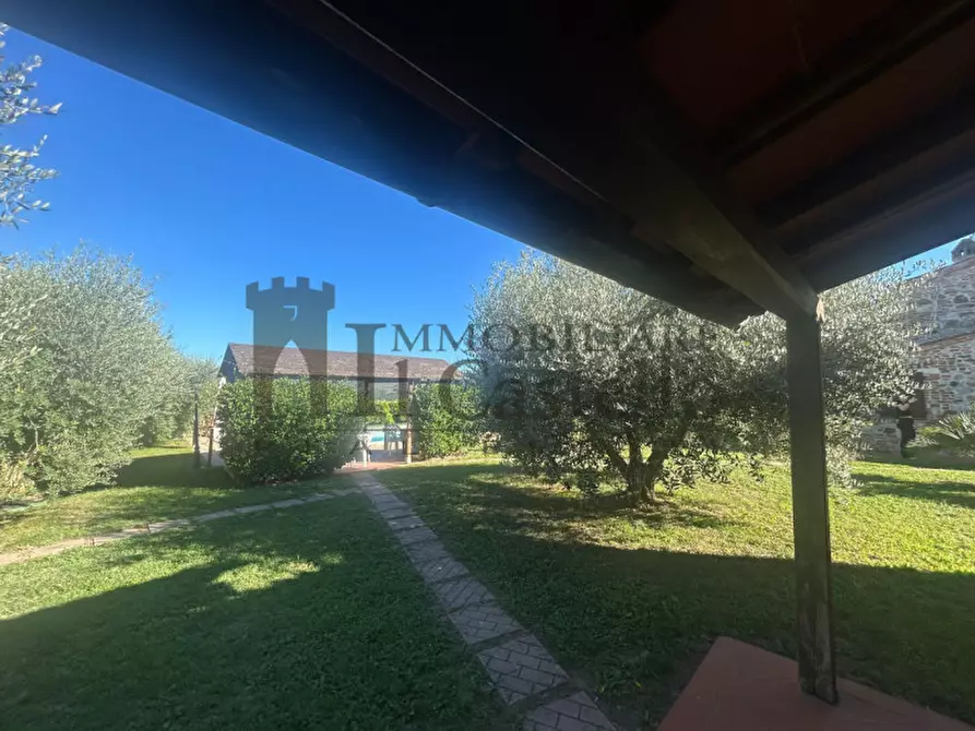Immagine 31 di Rustico / casale in vendita  in Poggi a Castiglione Del Lago