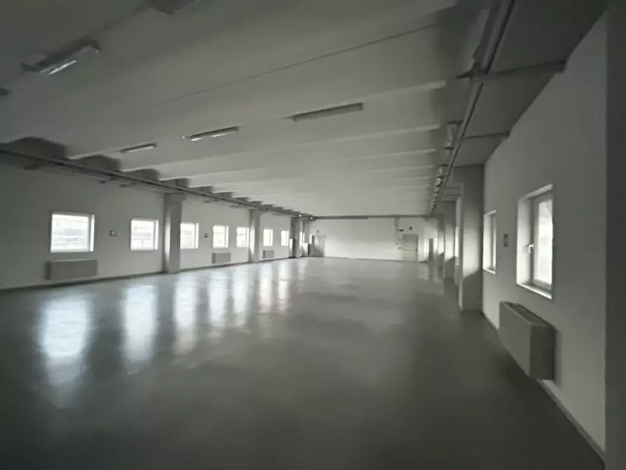 Immagine 2 di Laboratorio in affitto  in Via Del Lavoro a Grisignano Di Zocco