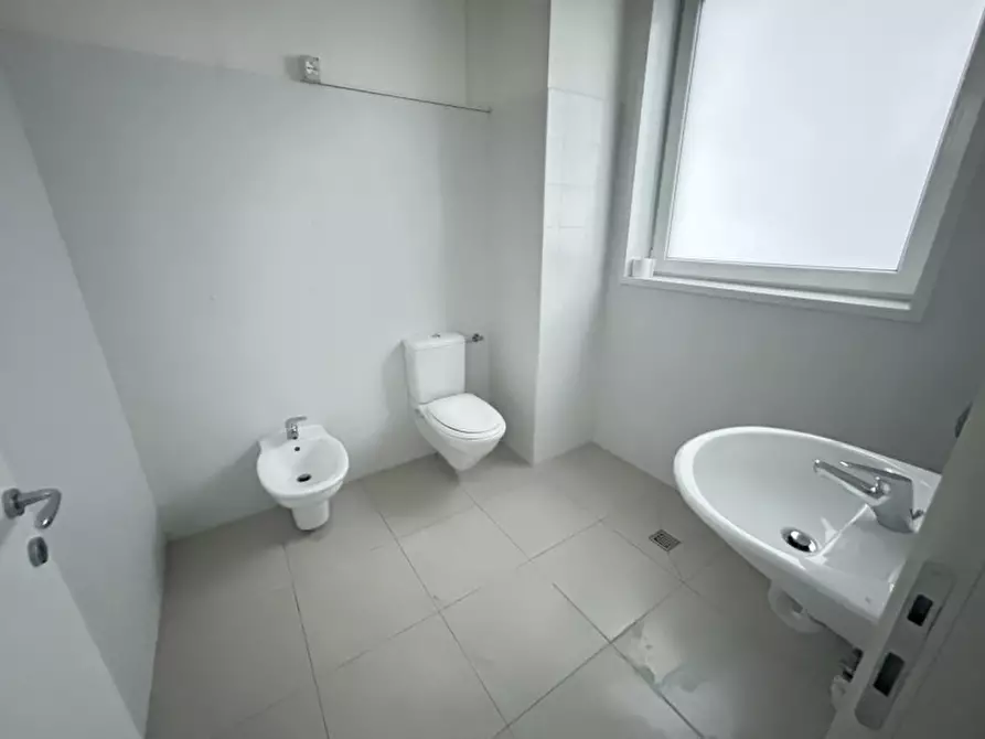 Immagine 17 di Laboratorio in affitto  in Via Del Lavoro a Grisignano Di Zocco