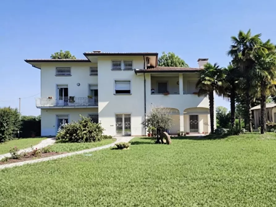 Immagine 2 di Villa in vendita  in Via Cedrugno a Annone Veneto