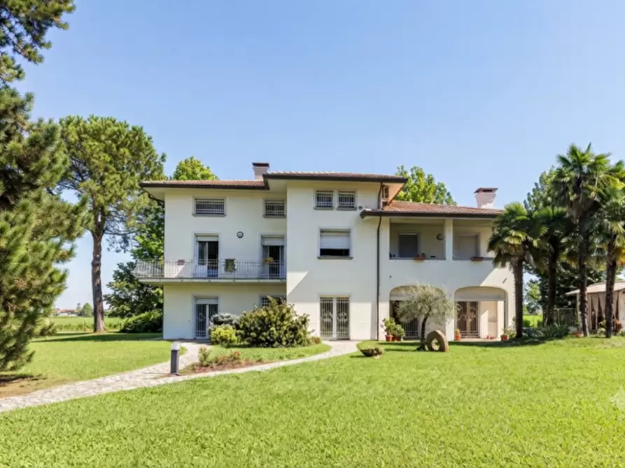 Immagine 5 di Villa in vendita  in Via Cedrugno a Annone Veneto