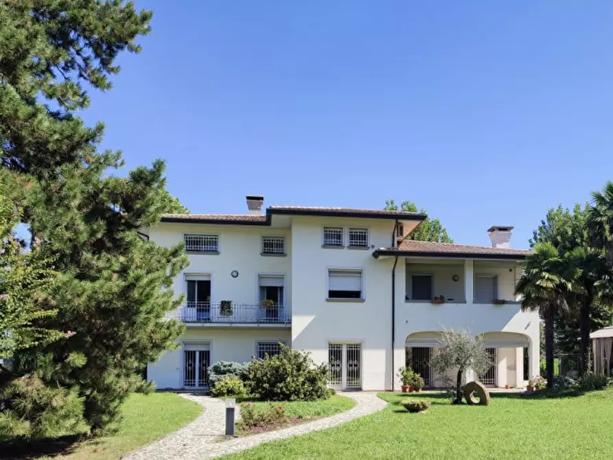 Immagine 22 di Villa in vendita  in Via Cedrugno a Annone Veneto