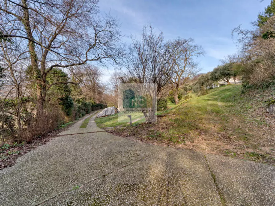 Immagine 42 di Villa in vendita  in via palazzina 25 a Arqua' Petrarca