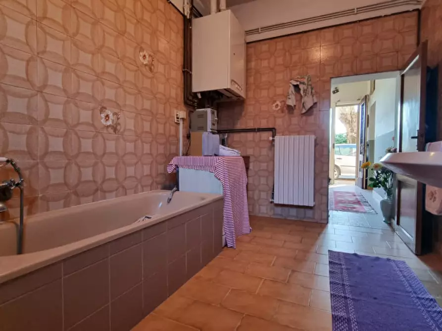 Immagine 23 di Casa indipendente in vendita  in via benzi a Novi Di Modena