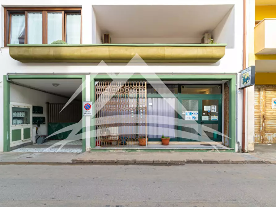Immagine 1 di Attività commerciale in vendita  in Via Balai, 29 a Porto Torres