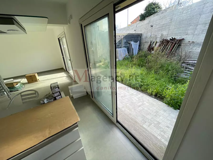 Immagine 16 di Villa in vendita  in S.da Statale 106 Jonica a Reggio Di Calabria