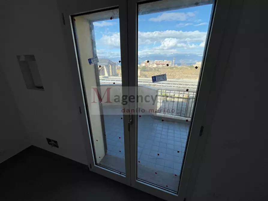 Immagine 23 di Villa in vendita  in S.da Statale 106 Jonica a Reggio Di Calabria