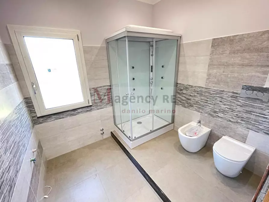 Immagine 28 di Villa in vendita  in S.da Statale 106 Jonica a Reggio Di Calabria