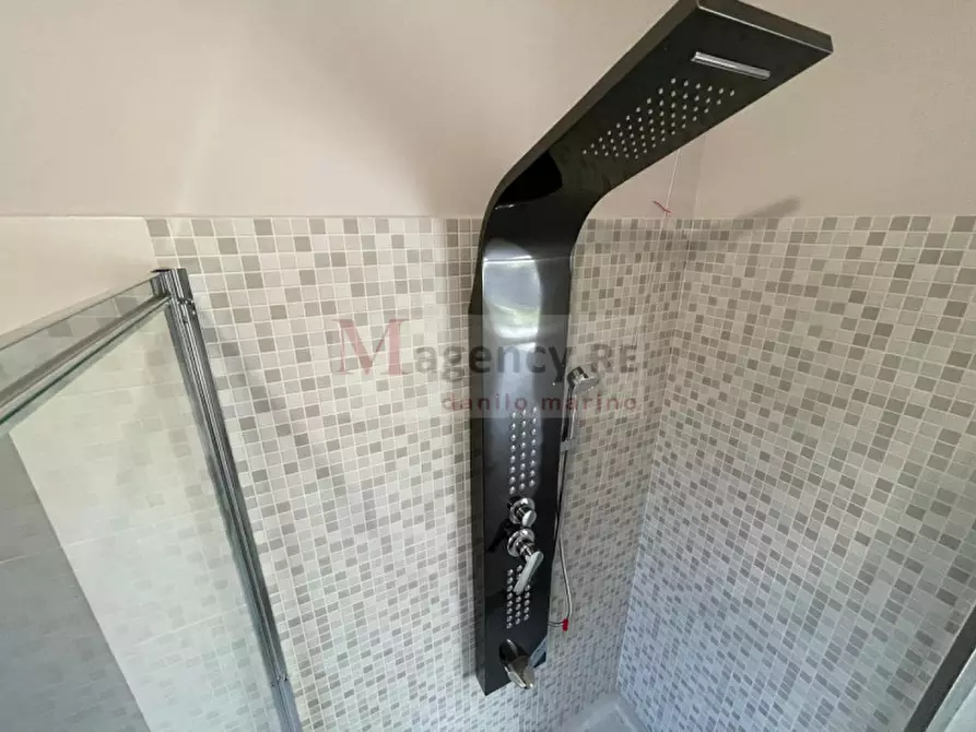 Immagine 30 di Villa in vendita  in S.da Statale 106 Jonica a Reggio Di Calabria