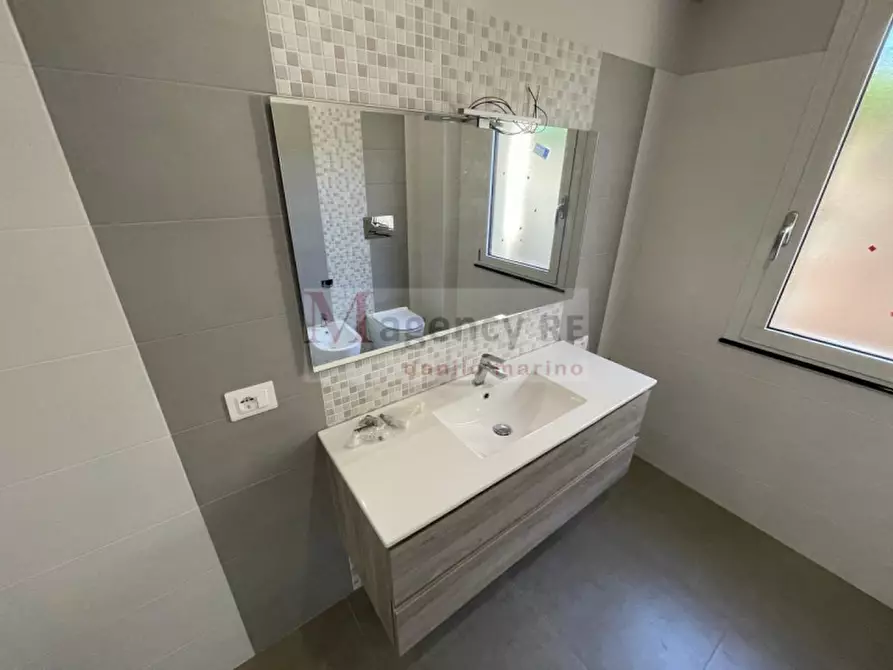 Immagine 31 di Villa in vendita  in S.da Statale 106 Jonica a Reggio Di Calabria