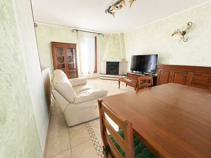 Immagine 6 di Casa trifamiliare in vendita  in Via Pozzoveggiani a Padova