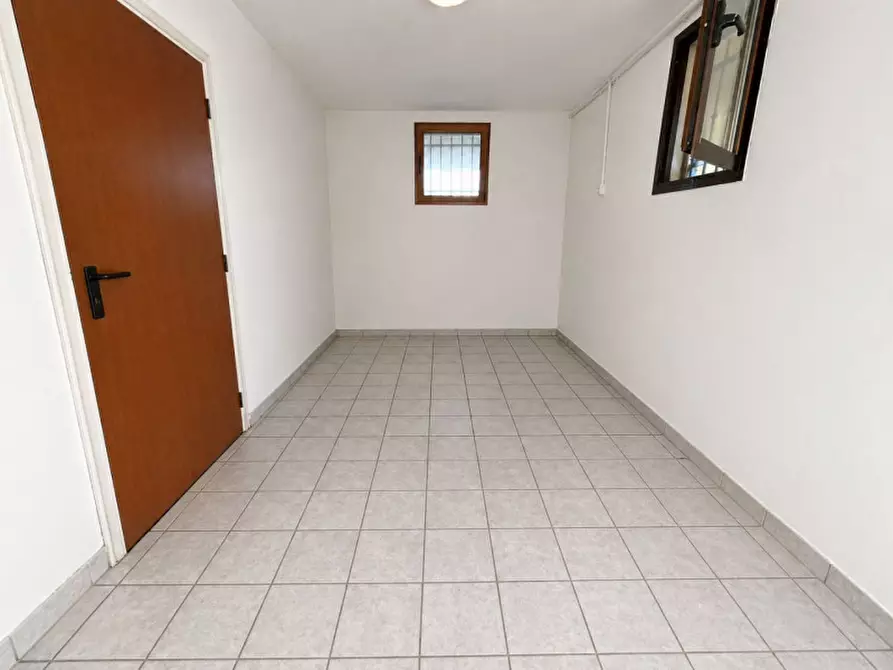 Immagine 10 di Casa trifamiliare in vendita  in Via Pozzoveggiani a Padova