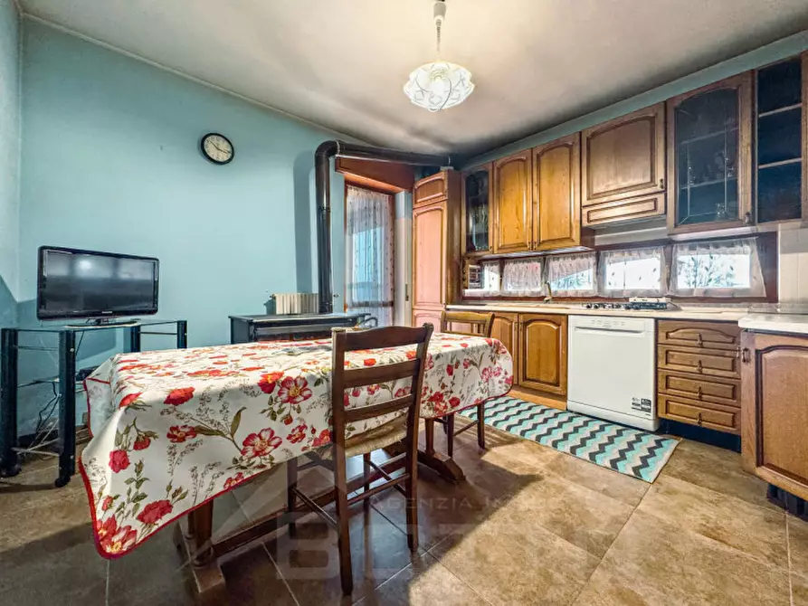 Immagine 32 di Villa in vendita  in via prati vecchi 5 a Mandello Vitta