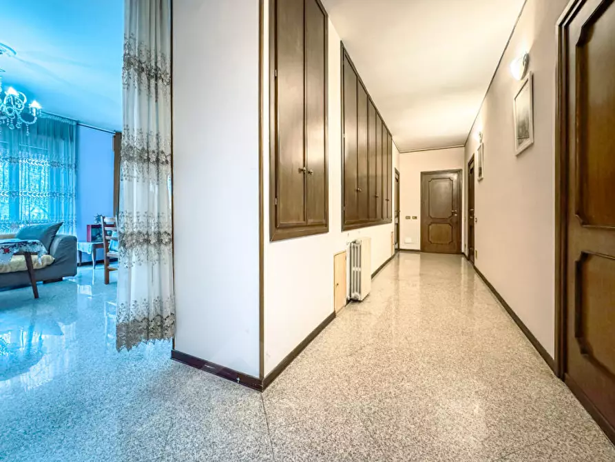 Immagine 34 di Villa in vendita  in via prati vecchi 5 a Mandello Vitta